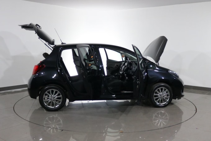 2025 Toyota Yaris