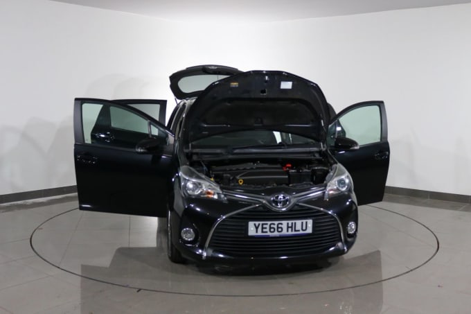 2025 Toyota Yaris