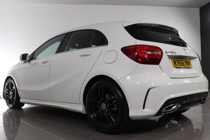 2025 Mercedes-benz A-class