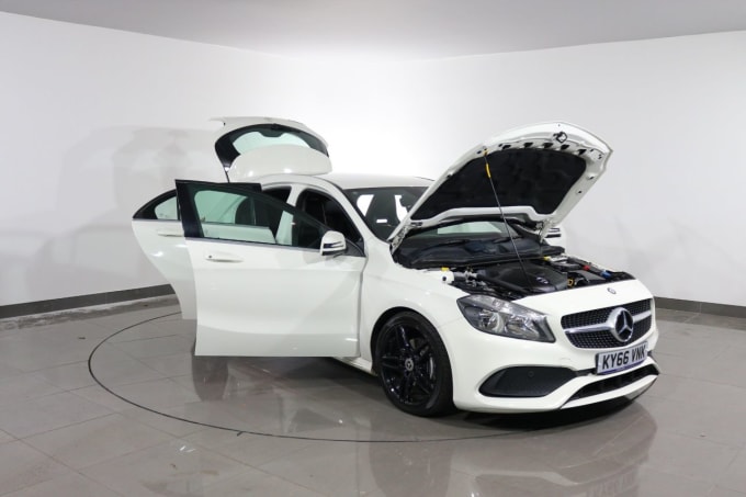 2025 Mercedes-benz A-class