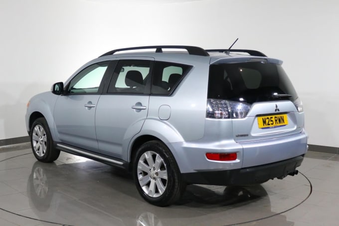 2025 Mitsubishi Outlander
