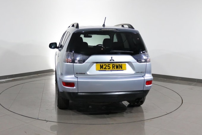 2025 Mitsubishi Outlander