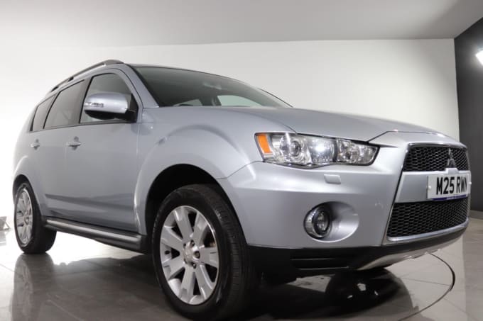 2025 Mitsubishi Outlander