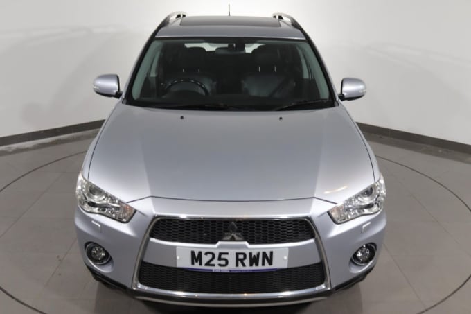 2025 Mitsubishi Outlander