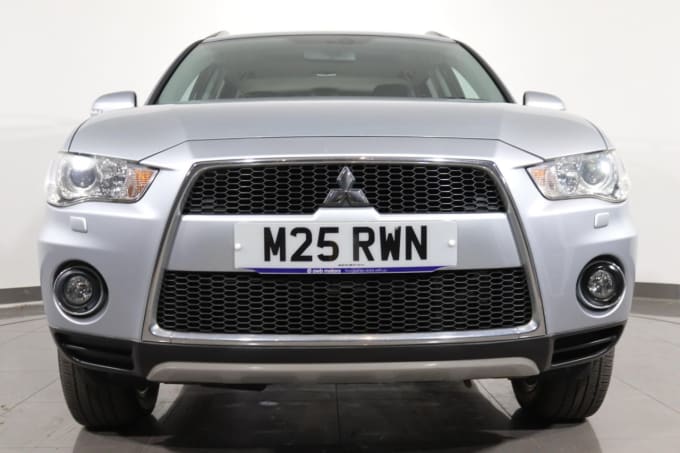 2025 Mitsubishi Outlander