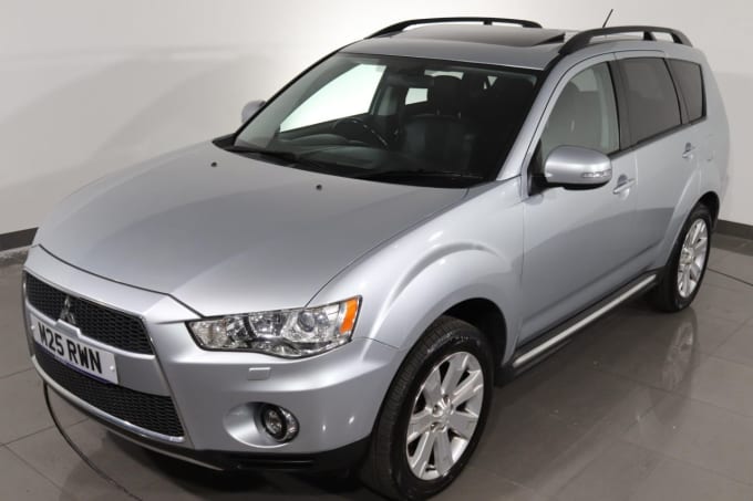 2025 Mitsubishi Outlander