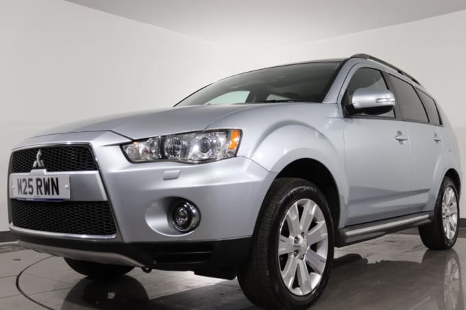 2025 Mitsubishi Outlander