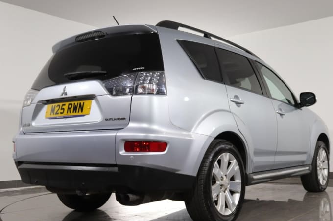 2025 Mitsubishi Outlander