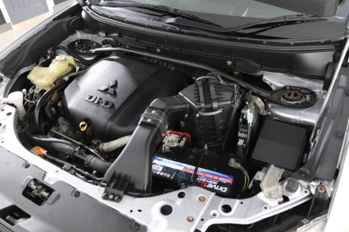 2025 Mitsubishi Outlander