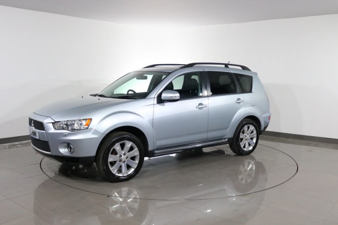 2025 Mitsubishi Outlander