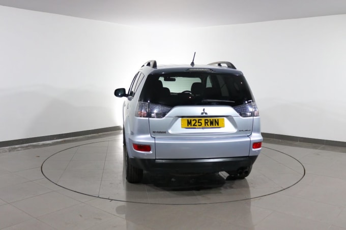 2025 Mitsubishi Outlander