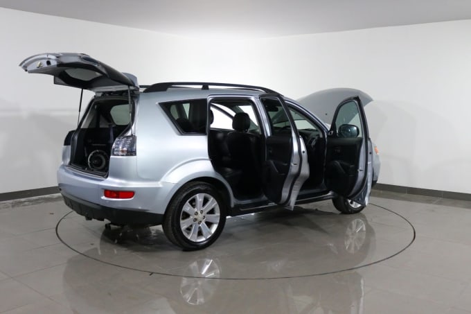 2025 Mitsubishi Outlander