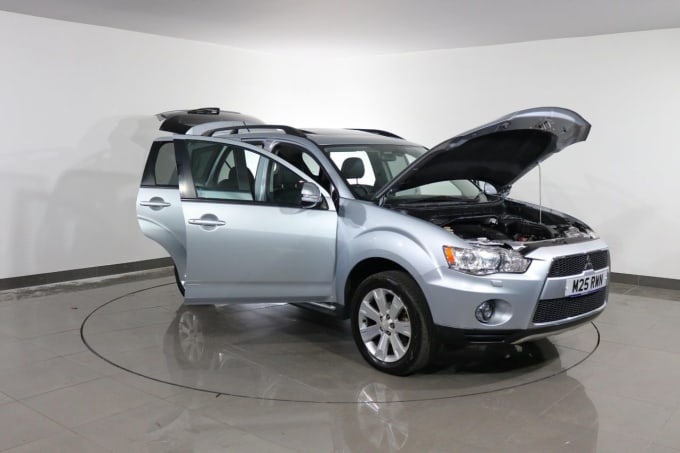 2025 Mitsubishi Outlander