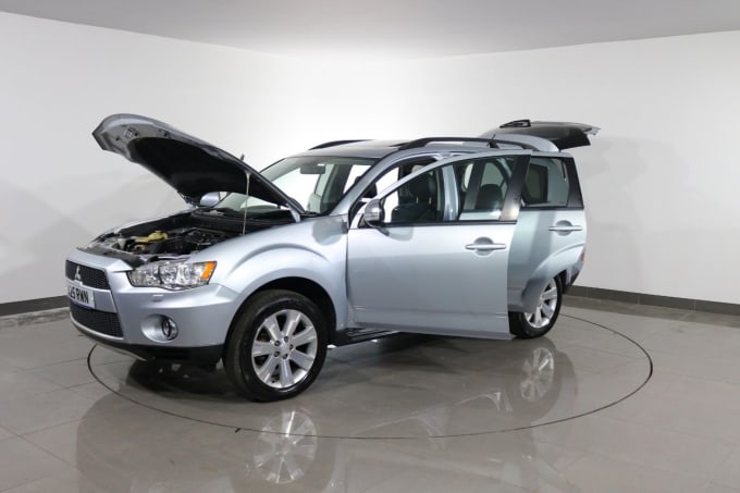 2025 Mitsubishi Outlander