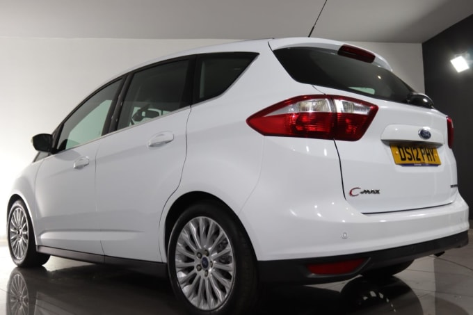2025 Ford C-max