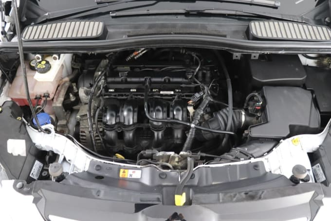 2025 Ford C-max