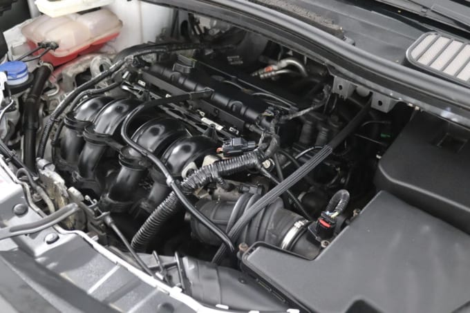 2025 Ford C-max