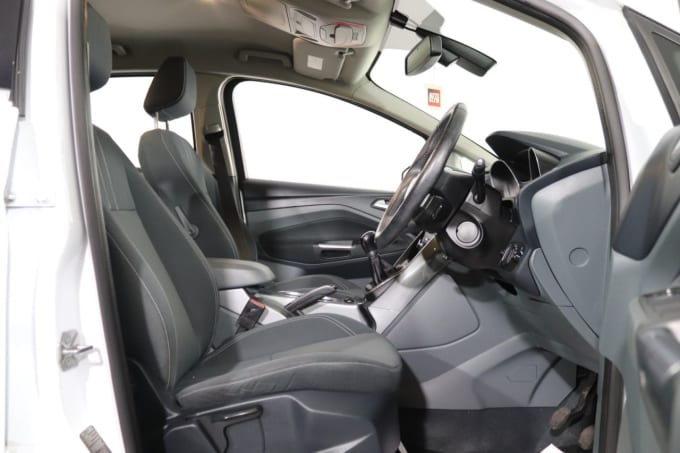 2025 Ford C-max