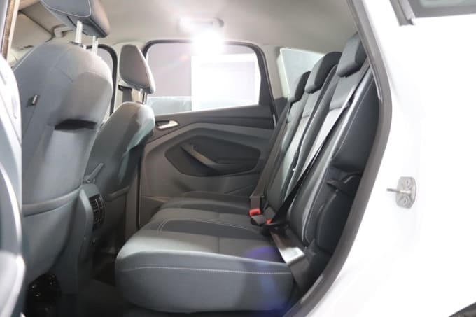 2025 Ford C-max