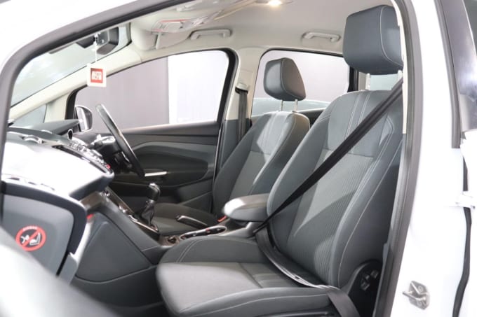 2025 Ford C-max