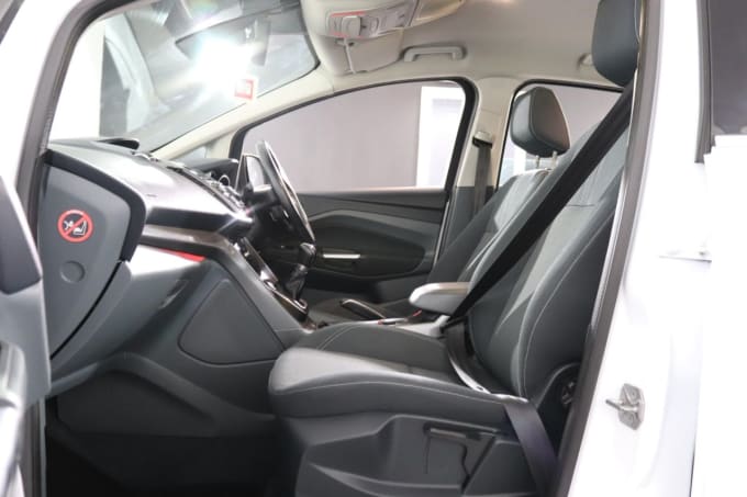 2025 Ford C-max