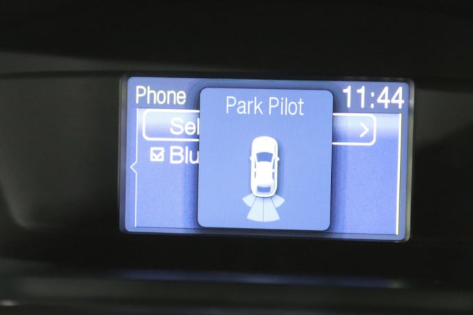 2025 Ford C-max