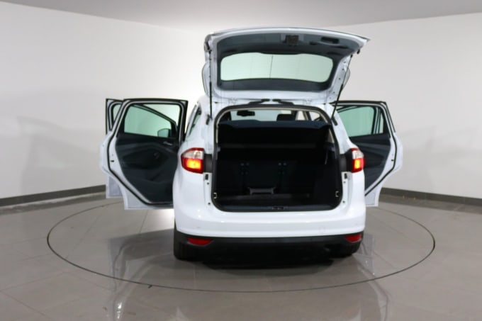 2025 Ford C-max