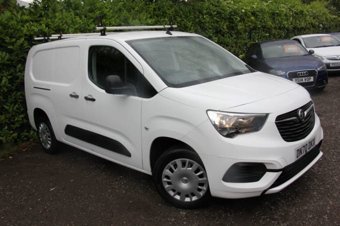 2025 Vauxhall Combo