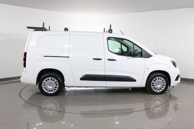 2025 Vauxhall Combo