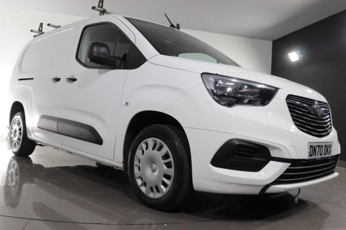 2025 Vauxhall Combo