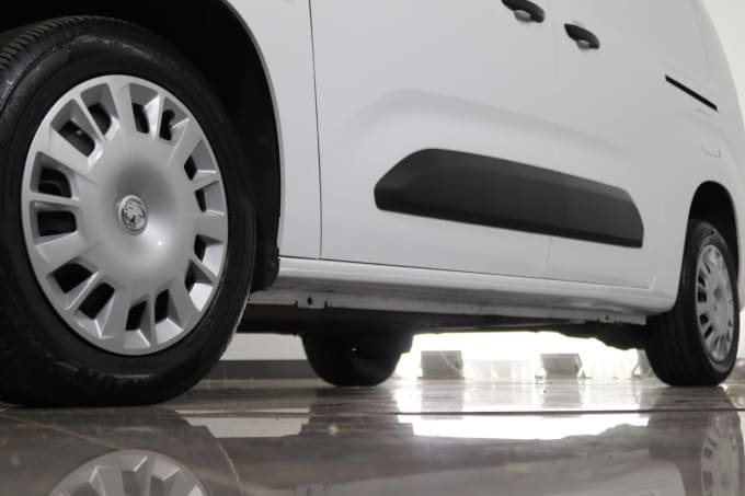 2025 Vauxhall Combo