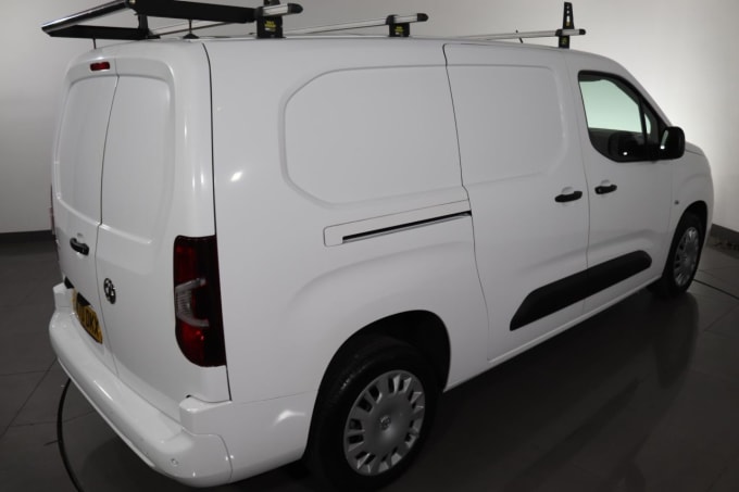2025 Vauxhall Combo