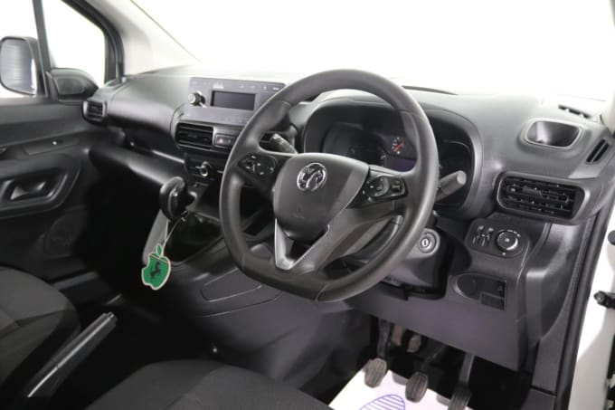 2025 Vauxhall Combo