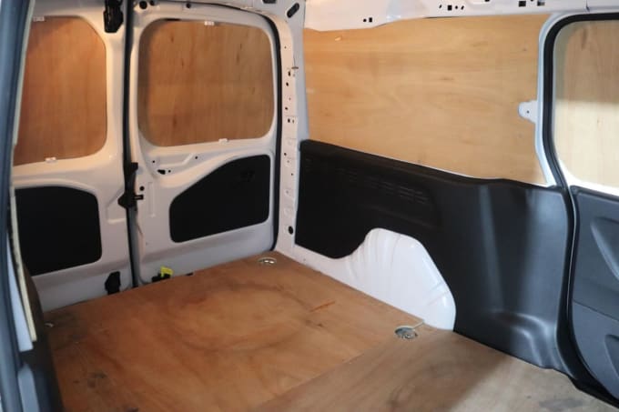 2025 Vauxhall Combo