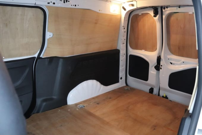 2025 Vauxhall Combo