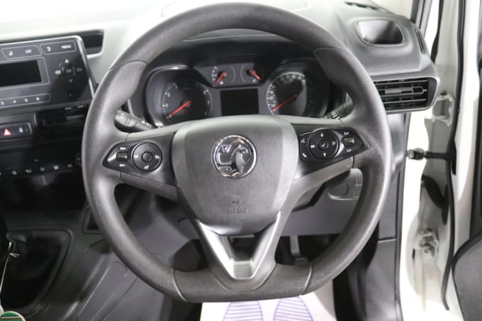 2025 Vauxhall Combo