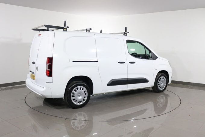 2025 Vauxhall Combo
