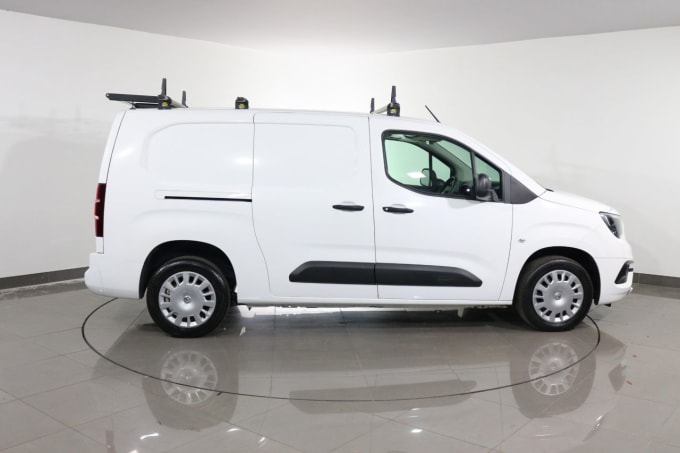 2025 Vauxhall Combo