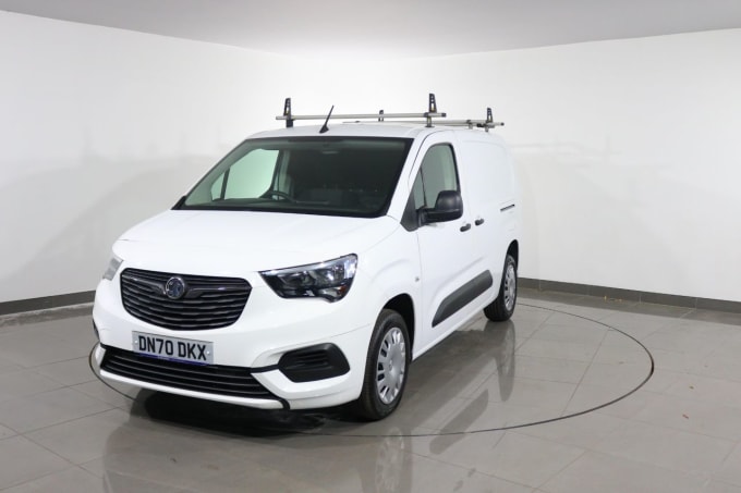 2025 Vauxhall Combo