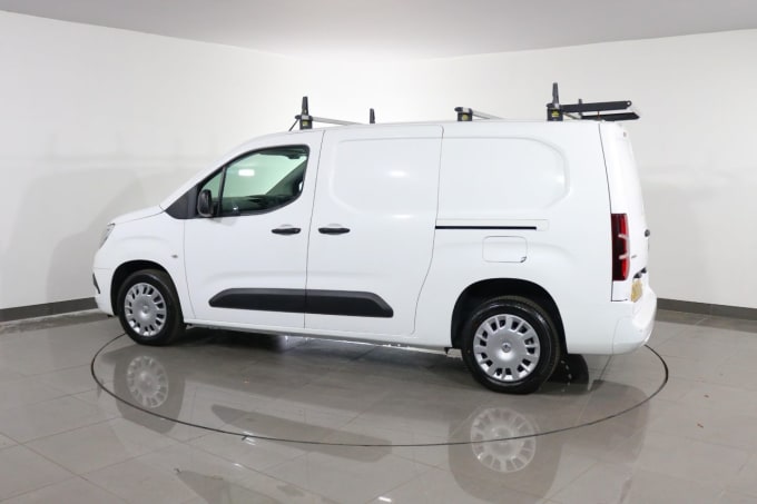 2025 Vauxhall Combo