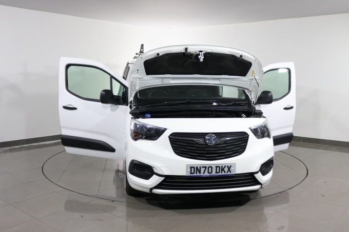 2025 Vauxhall Combo