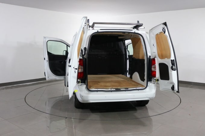 2025 Vauxhall Combo