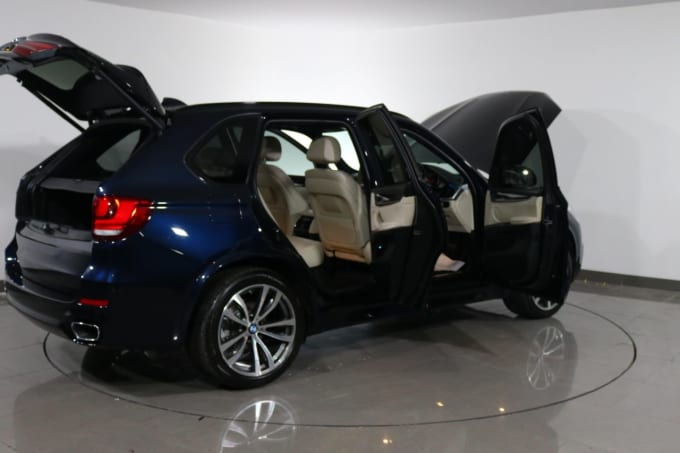 2025 BMW X5