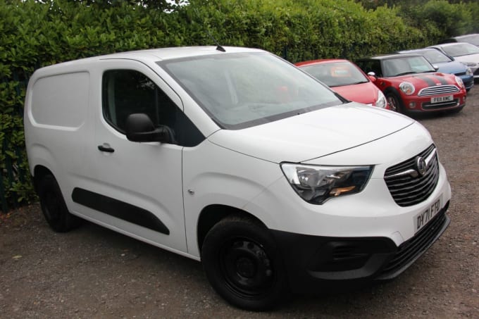 2025 Vauxhall Combo