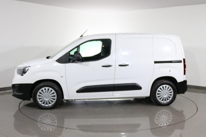 2025 Vauxhall Combo