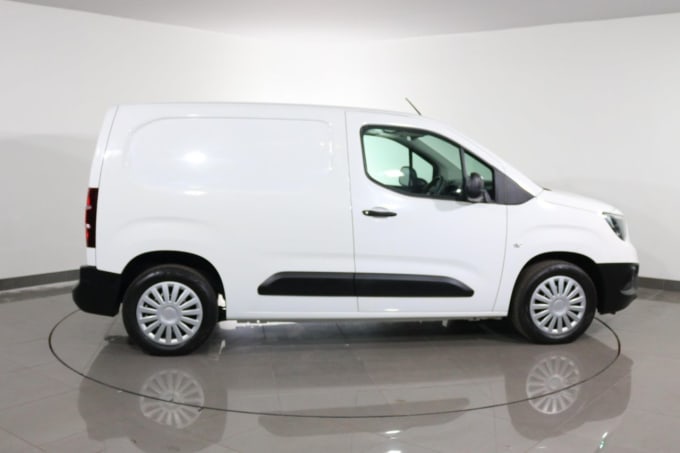 2025 Vauxhall Combo