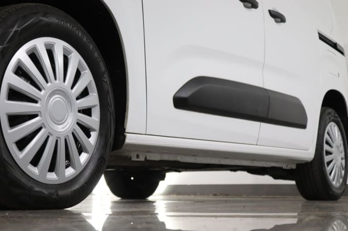 2025 Vauxhall Combo