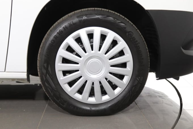 2025 Vauxhall Combo