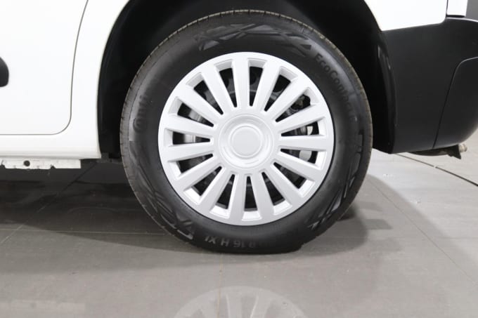 2025 Vauxhall Combo