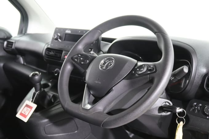 2025 Vauxhall Combo
